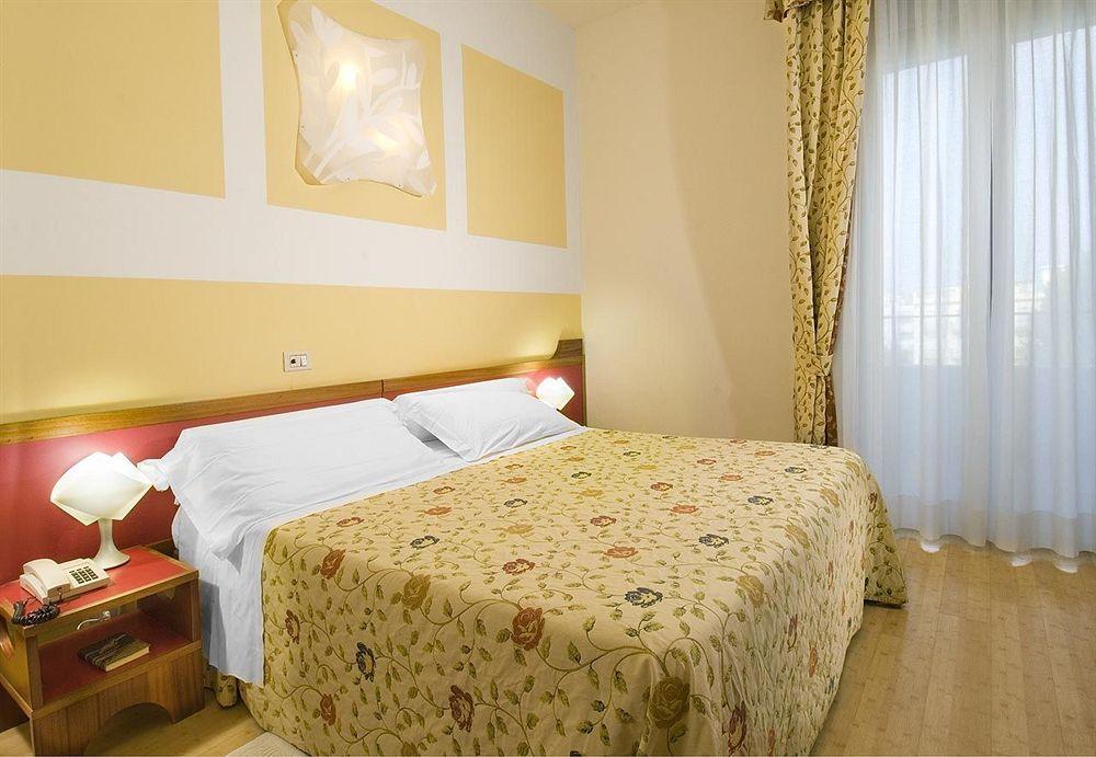 Hotel Alexander Gabicce Mare Esterno foto