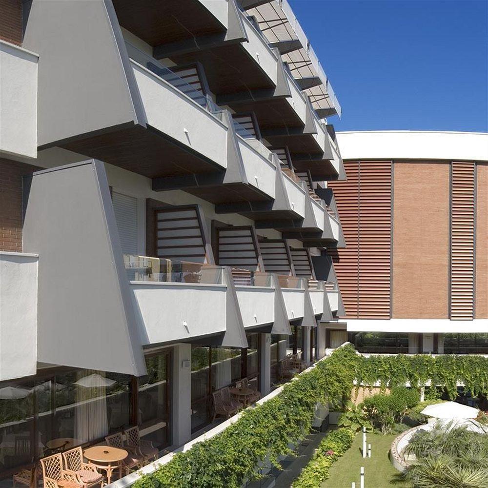 Hotel Alexander Gabicce Mare Esterno foto